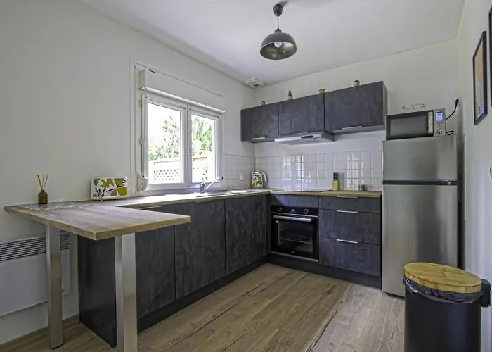 Overlord Hq Ferienhaus *